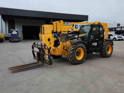 Gallery Thumbnail - Subcategory - 11,000+ Lb Telehandlers | image 0