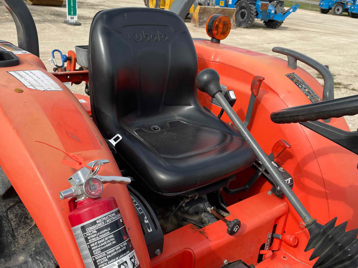 Subcategory - Utility Tractors | image 4