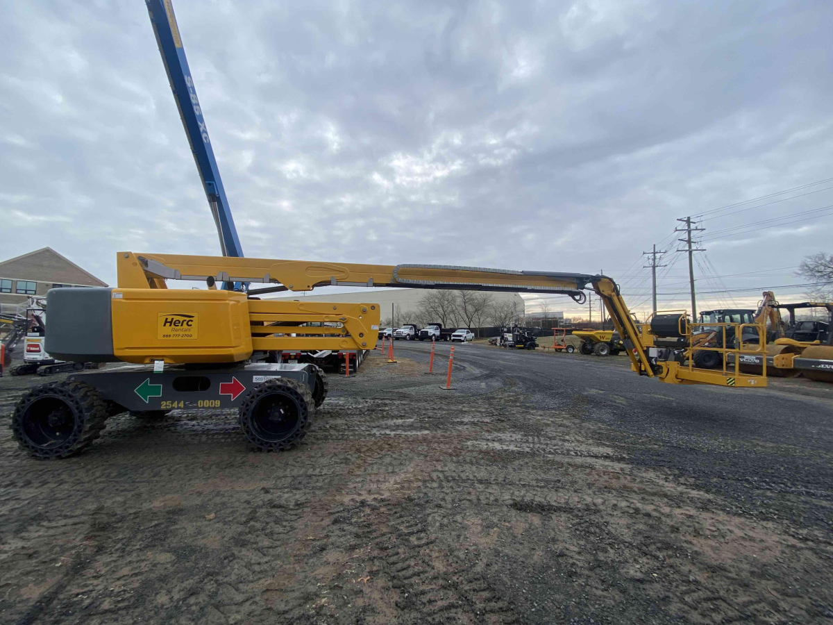 Subcategory - 80-129 Ft Articulating Booms | image 0