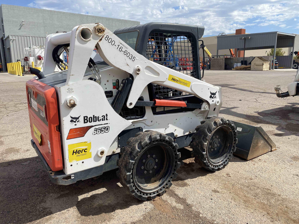 Detail Photo - 2017 Bobcat S650 | image 5