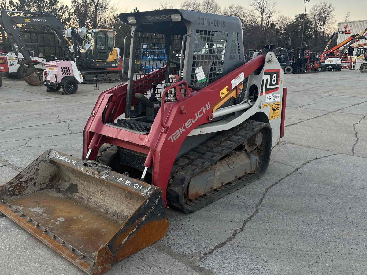 Subcategory - 2,000+ Lb Compact Track Loaders | image 1