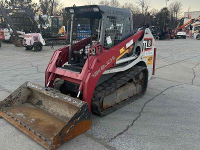 Gallery Thumbnail - Subcategory - 2,000+ Lb Compact Track Loaders | image 1