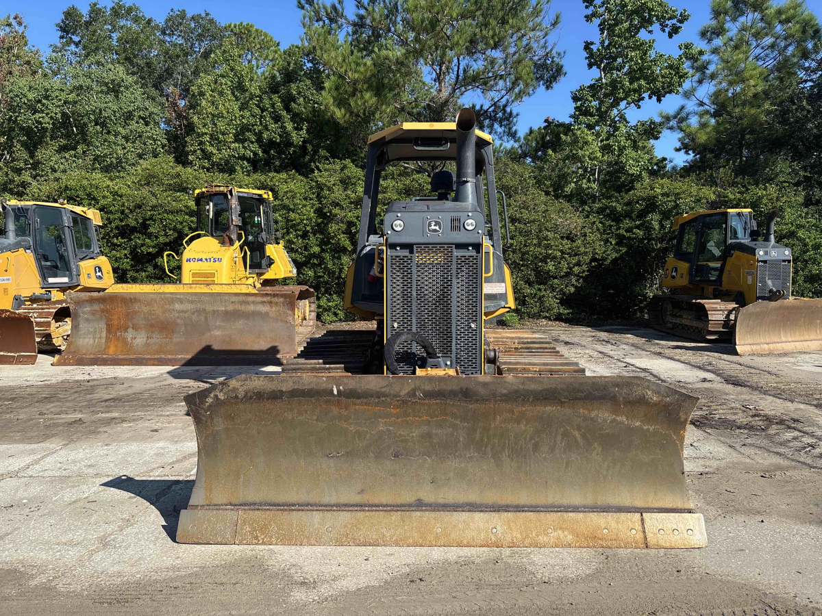 Subcategory - 0-114 HP Crawler Dozers | image 3
