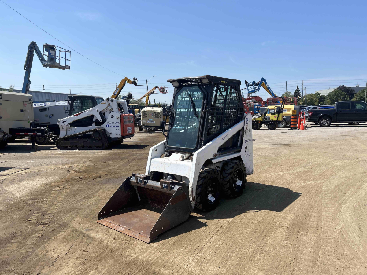 Subcategory - 0-1,099 Lb Skid Steer Loaders | image 1