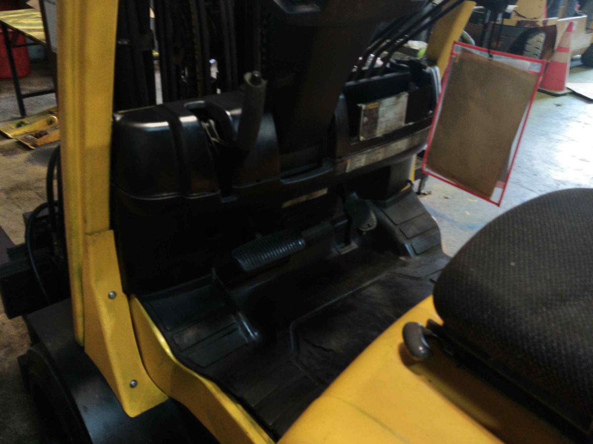 Subcategory - 0-19,999 Lb Cushion Tire Forklift Trucks | image 3