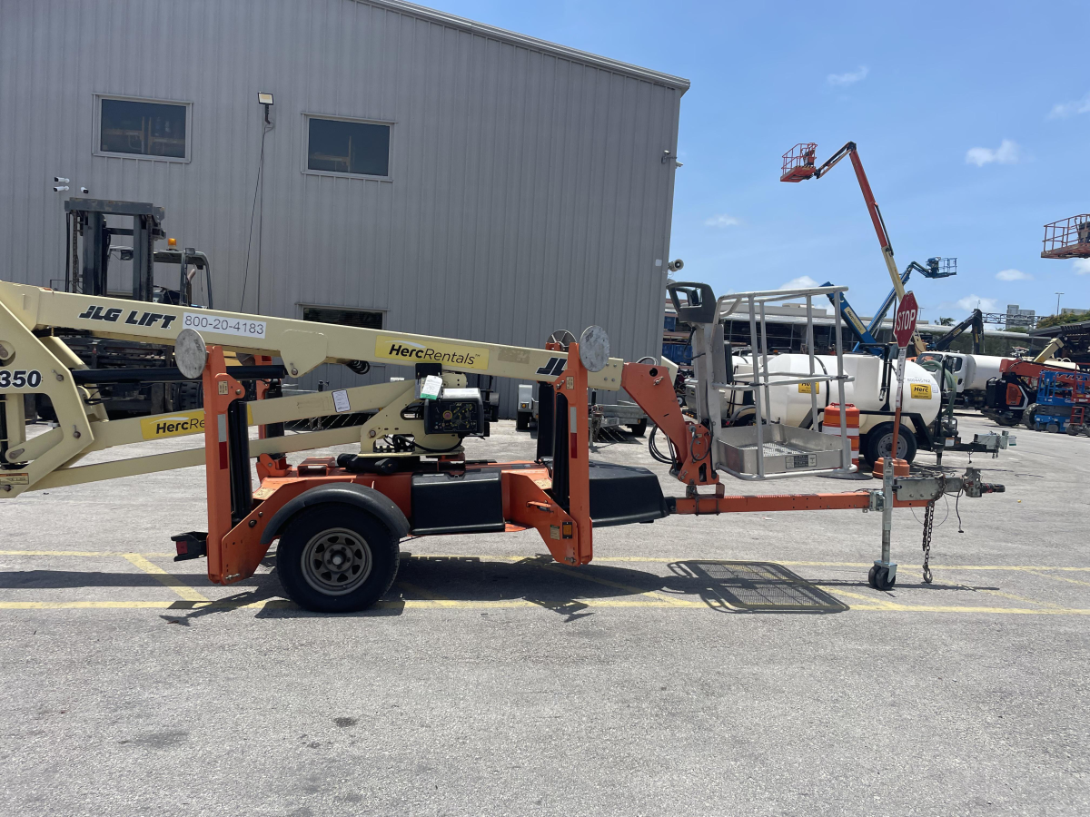 Subcategory - Towable Booms | image 1