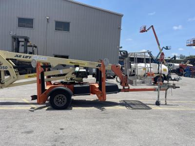 Gallery Thumbnail - Subcategory - Towable Booms | image 1