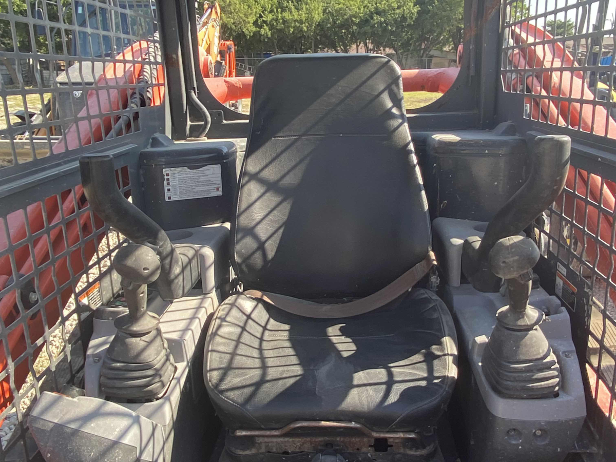 Subcategory - 2,000+ Lb Compact Track Loaders | image 3