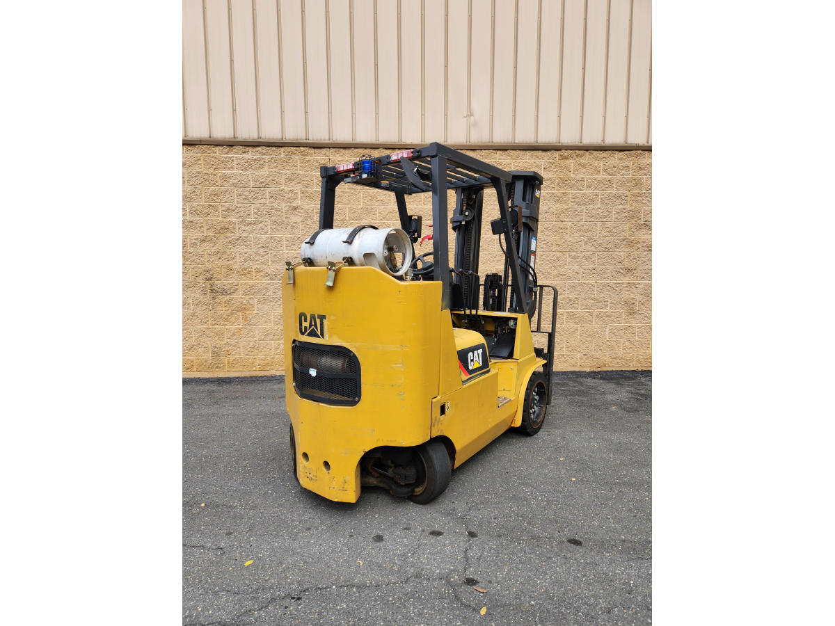 Subcategory - 0-19,999 Lb Cushion Tire Forklift Trucks | image 3