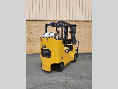 Gallery Thumbnail - Subcategory - 0-19,999 Lb Cushion Tire Forklift Trucks | image 3