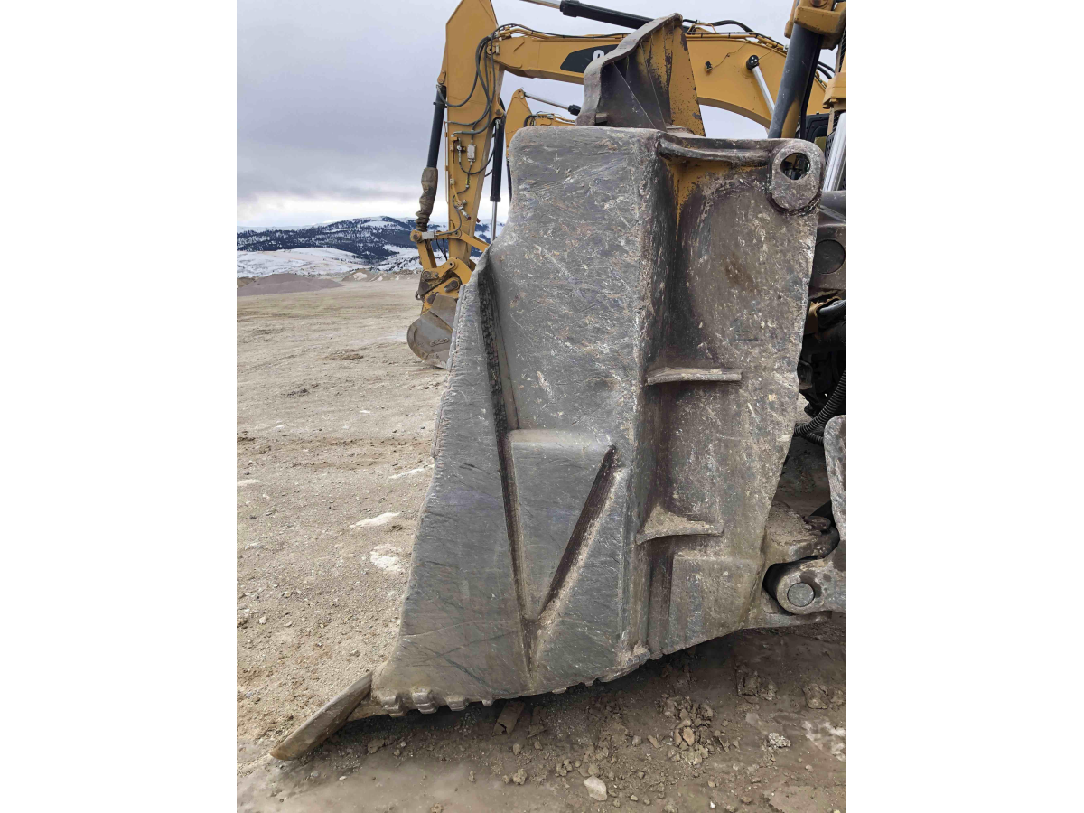 Subcategory - 300+ HP Crawler Dozers | image 16