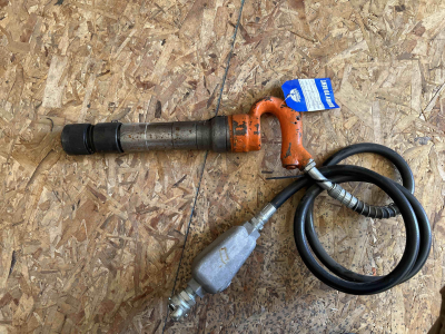 Detail Photo - 2011 American Pneumatic Tools (APT) M654