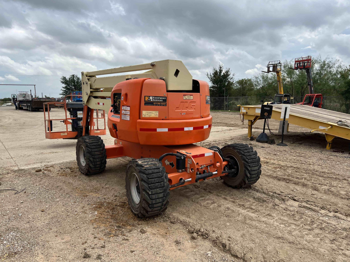 Subcategory - 0-49 Ft Articulating Booms | image 1