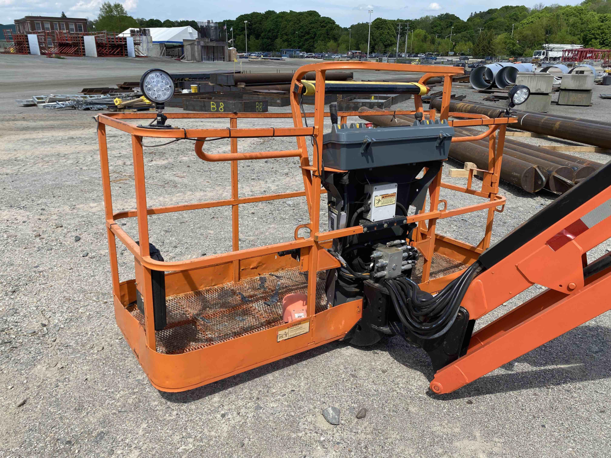 Detail Photo - 2015 JLG 600AJ | image 10