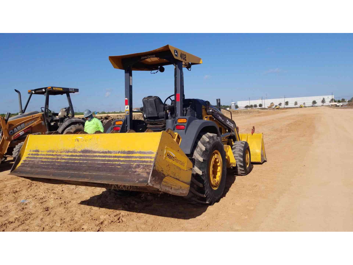 Detail Photo - 2015 John Deere 210L | image 1