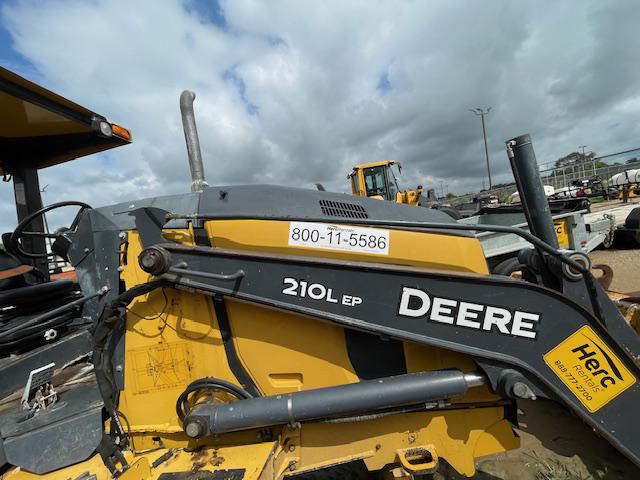 Detail Photo - 2016 John Deere 210L EP | image 1