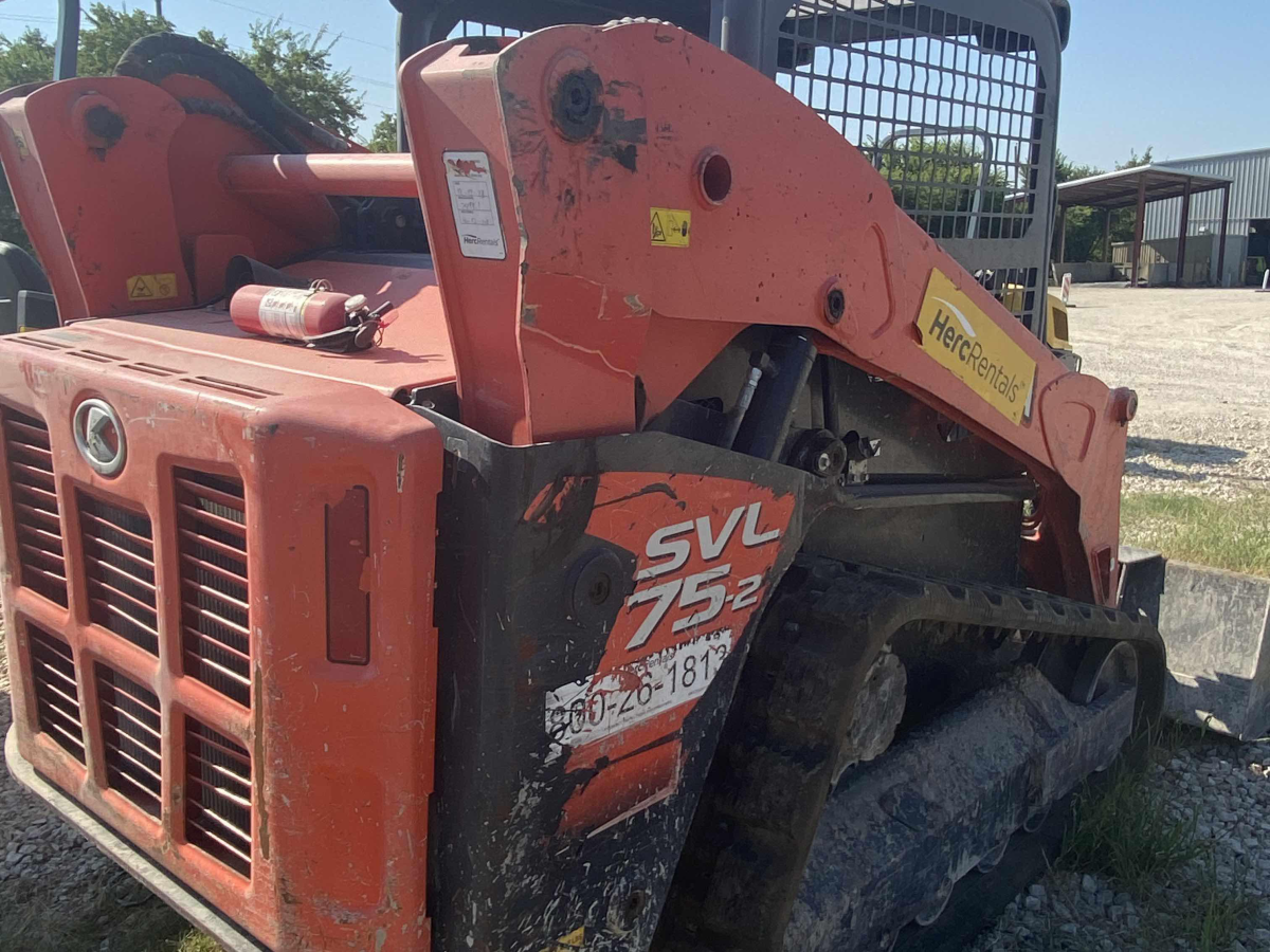 Subcategory - 2,000+ Lb Compact Track Loaders | image 1