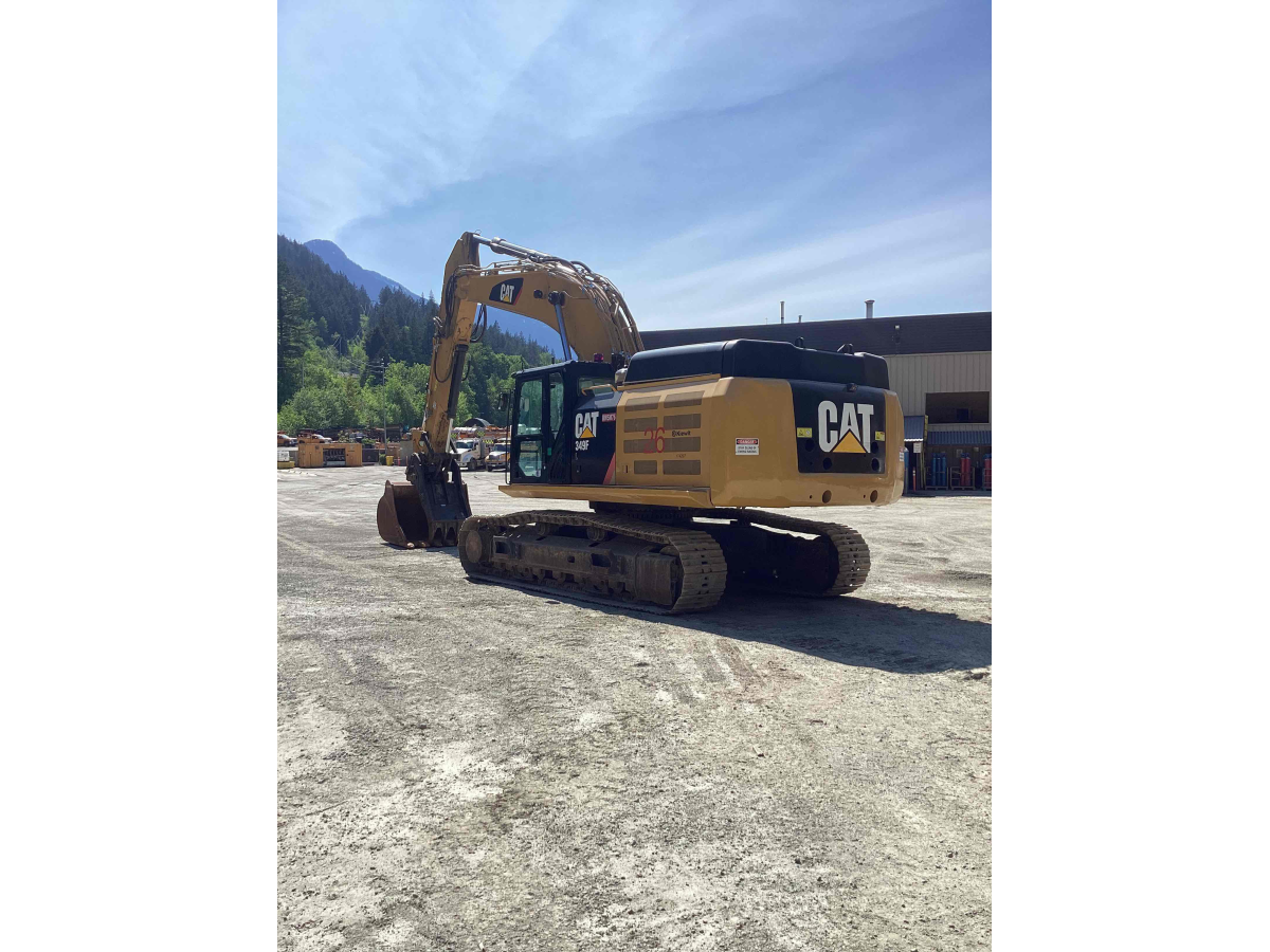 Detail Photo - 2017 Caterpillar 349F L | image 2