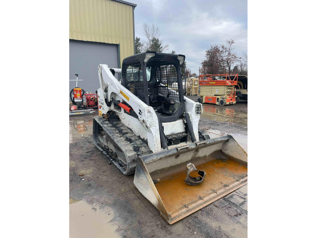 Detail Photo - 2018 Bobcat T740 | image 1