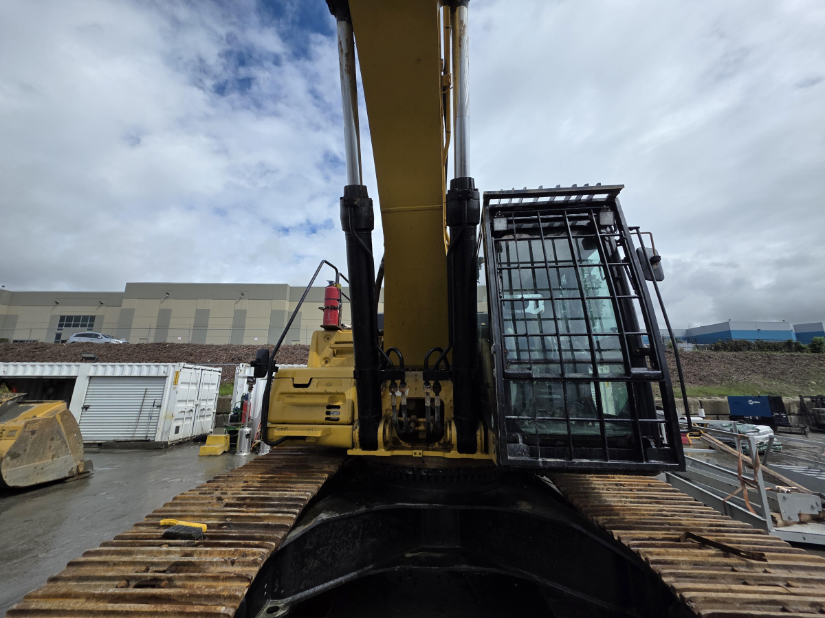 Subcategory - 100,000+ Lb Excavators | image 17