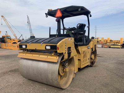 Detail Photo - 2017 Caterpillar CB10
