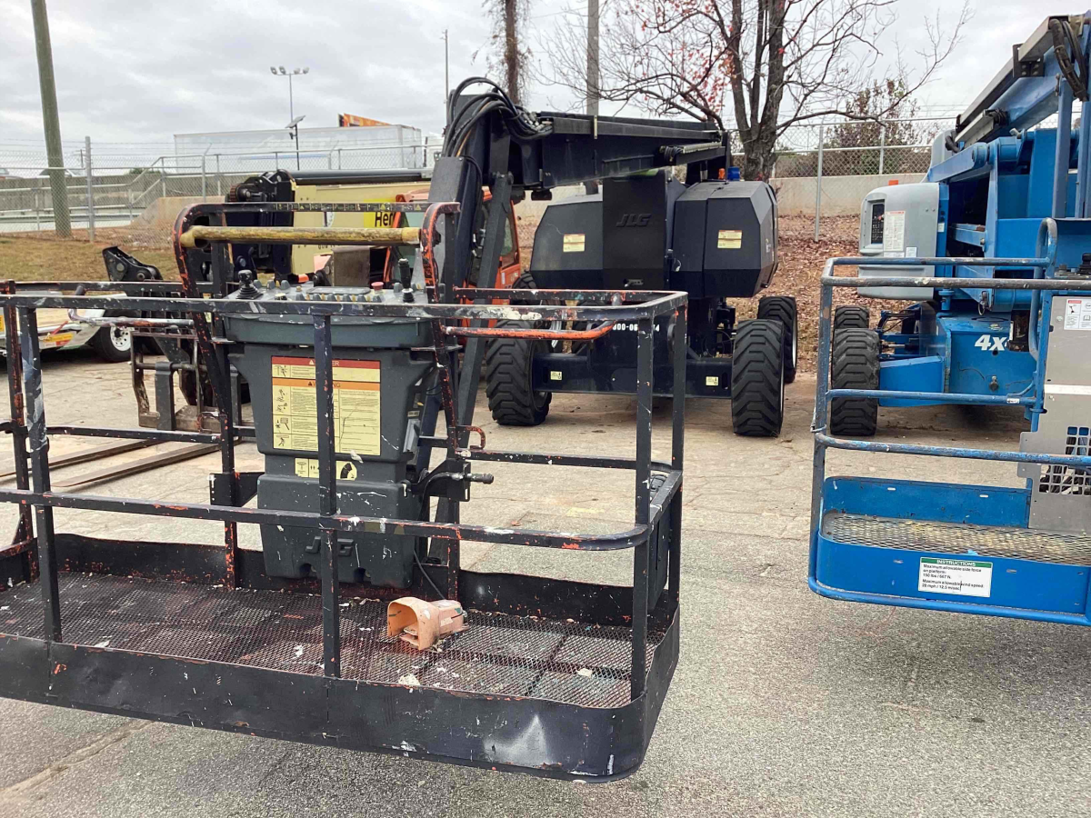Subcategory - 80-129 Ft Articulating Booms | image 0