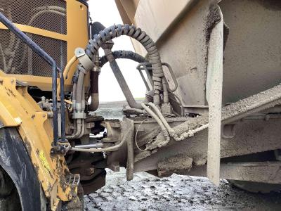 Gallery Thumbnail - Detail Photo - 2019 Caterpillar 745 | image 9