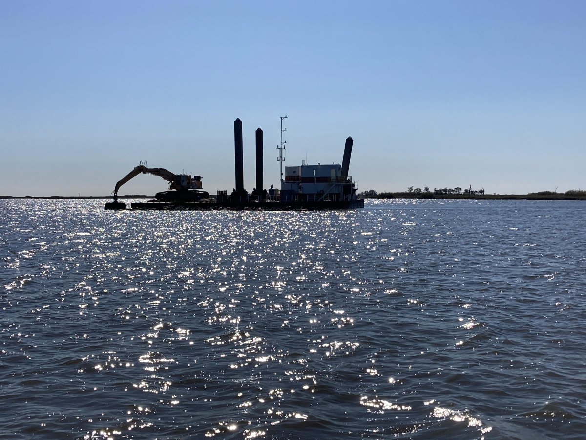 Detail Photo - 2004 BEAN DREDGING 224 | image 1