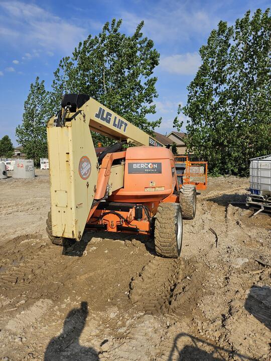 2013 JLG 600AJ | Bercon Rentals