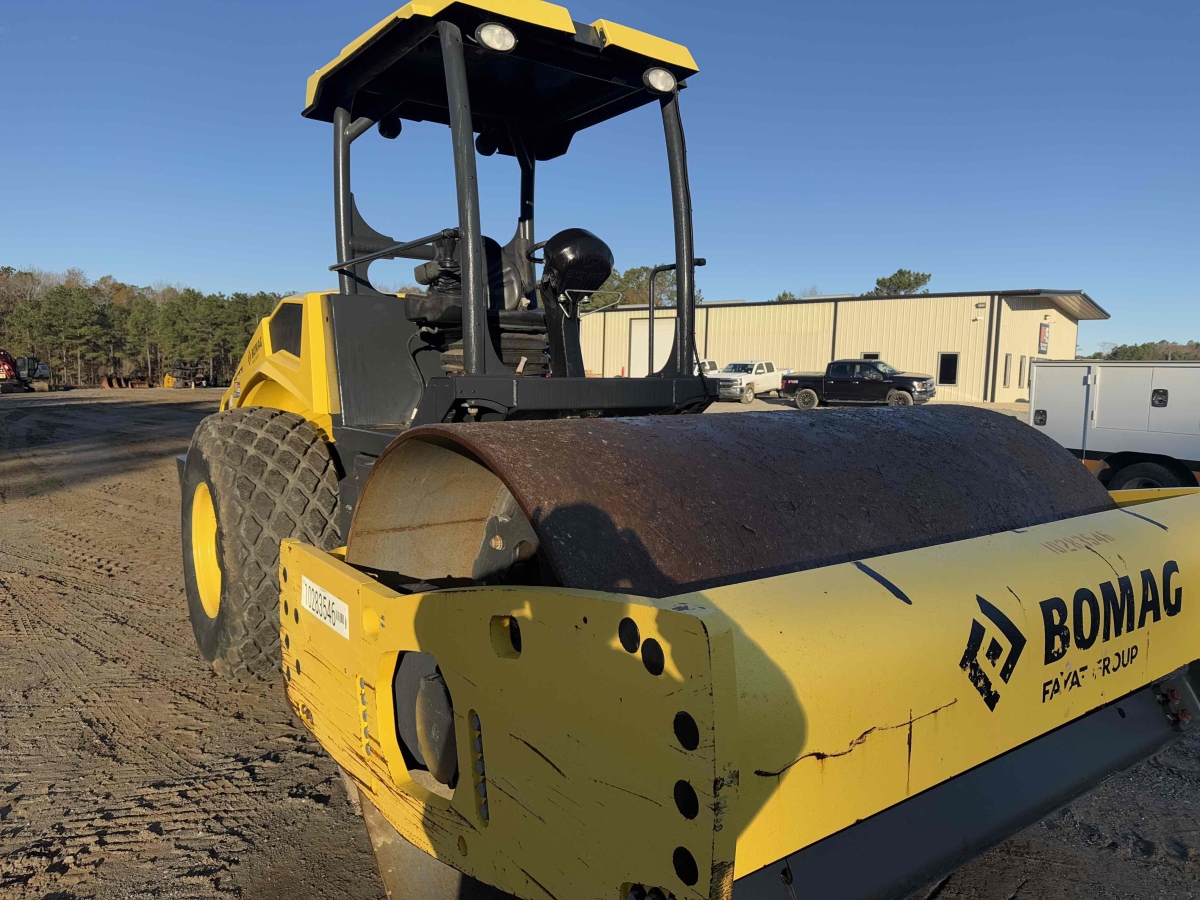 Subcategory - Smooth Single Drum Rollers | image 1