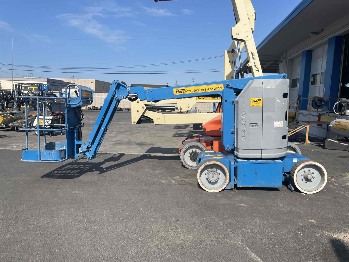 Subcategory - 0-39 Ft Electric Articulating Booms | image 0