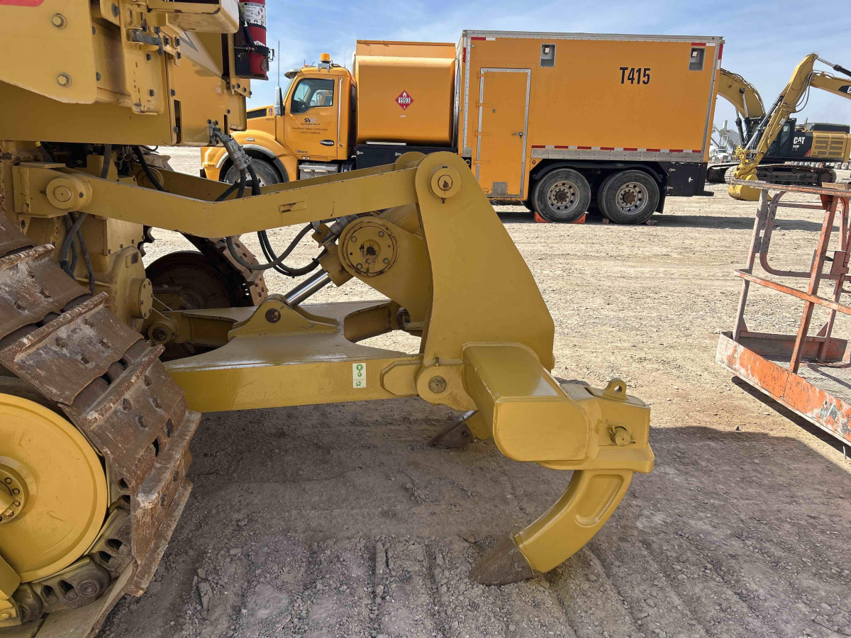 Subcategory - 180-299 HP Crawler Dozers | image 9