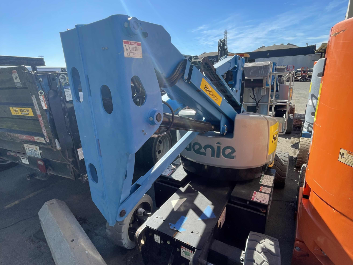 Subcategory - 0-39 Ft Electric Articulating Booms | image 2