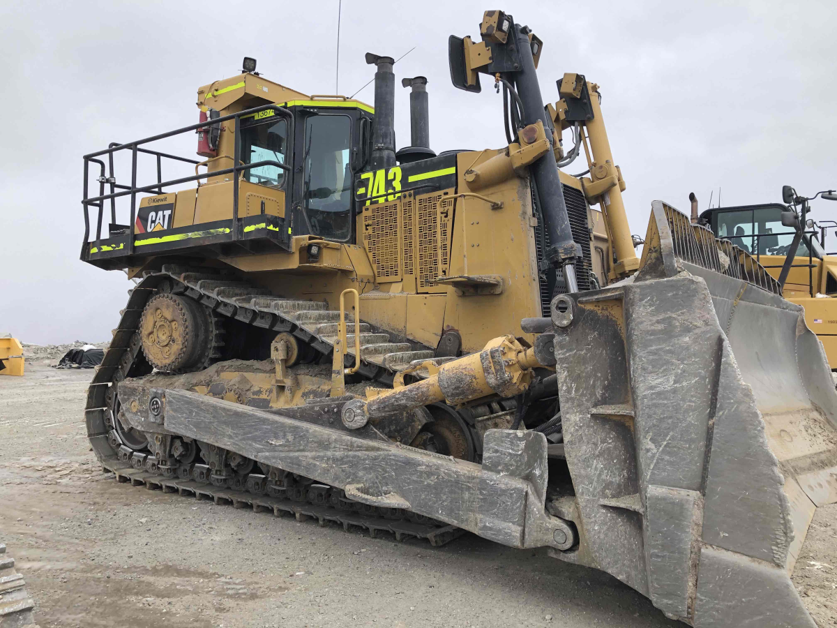 Detail Photo - 2005 Caterpillar D10T | image 0