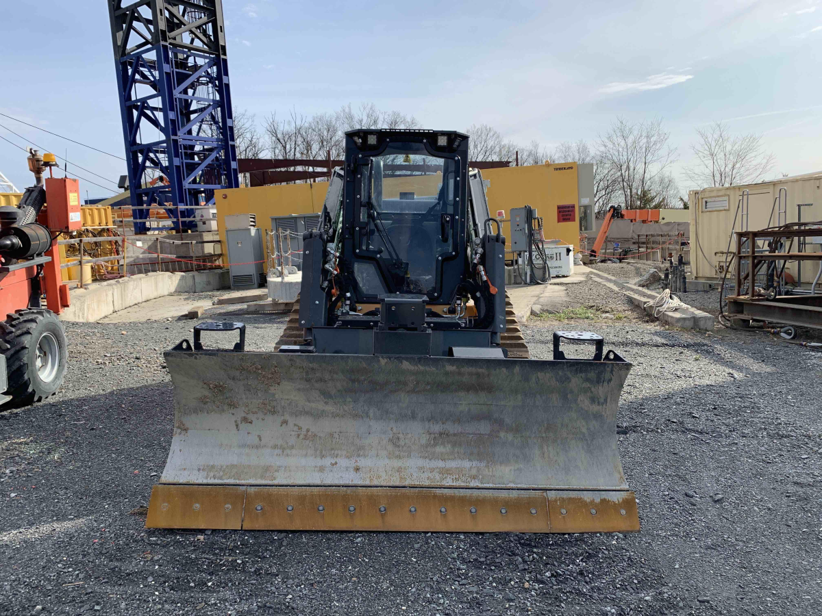 Subcategory - 2,000+ Lb Compact Track Loaders | image 9