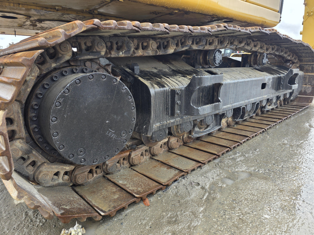 Subcategory - 100,000+ Lb Excavators | image 13