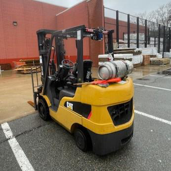Subcategory - 0-19,999 Lb Cushion Tire Forklift Trucks | image 0