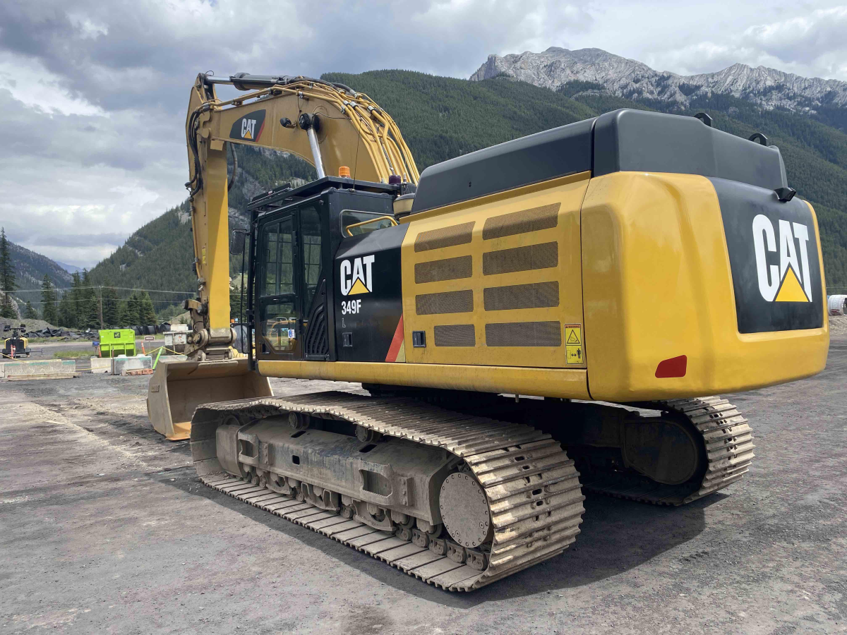 Subcategory - 100,000+ Lb Excavators | image 2