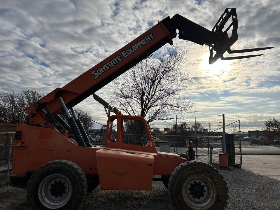 2015 SkyTrak 8042 Telehandlers | Sunstate Equipment Co.