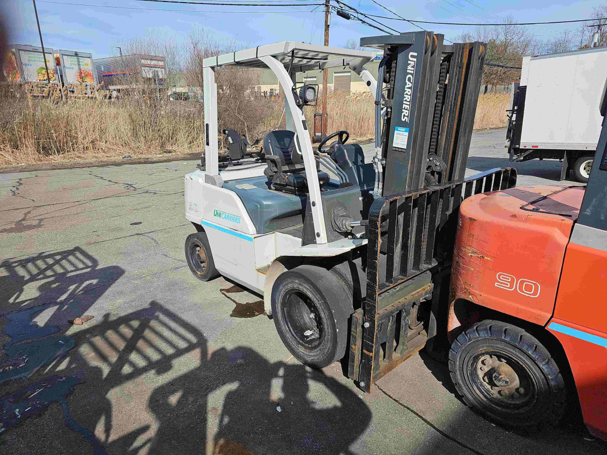 Subcategory - 0-19,999 Lb Pneumatic Tire Forklift Trucks | image 4