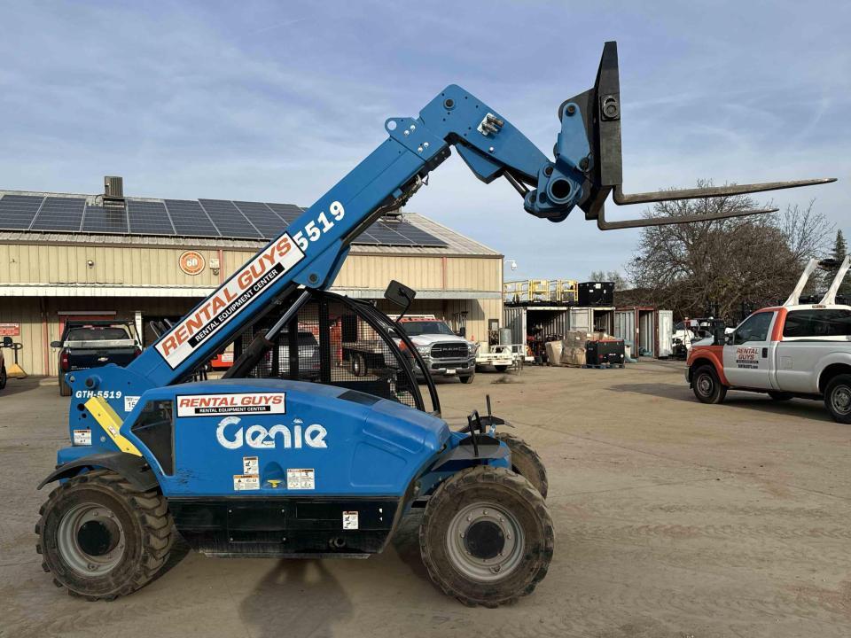 2019 Genie GTH-5519 Telehandlers | Rental Guys