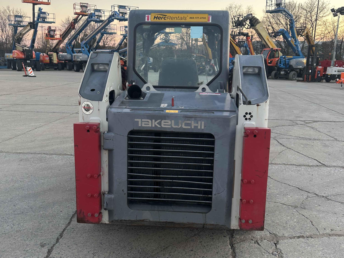 Subcategory - 2,000+ Lb Compact Track Loaders | image 3