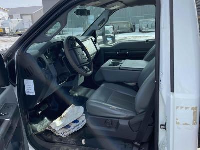 Gallery Thumbnail - Detail Photo - 2015 Ford F-450 | image 6