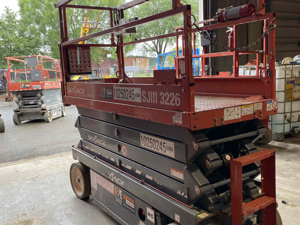 Subcategory - 19+ Ft Electric Scissor Lifts | image 2