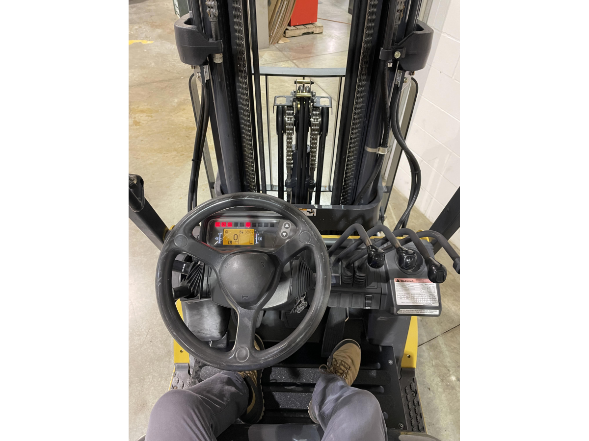 Subcategory - 0-19,999 Lb Cushion Tire Forklift Trucks | image 3