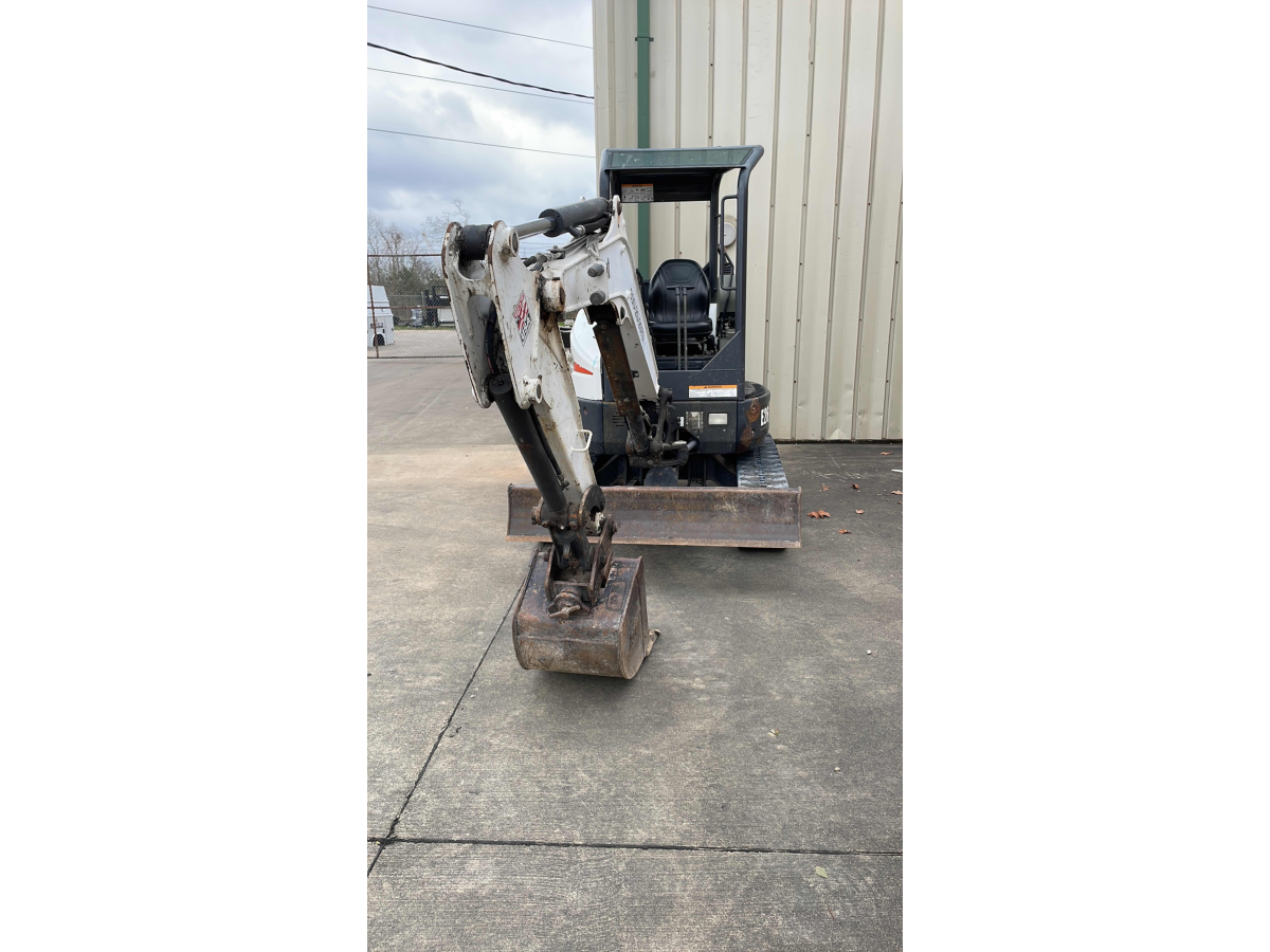 Bobcat Used E26 2018 Used Equipment Sale