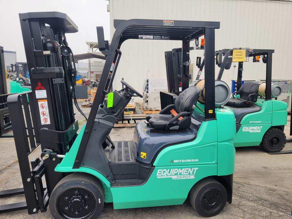 Subcategory - 0-19,999 Lb Cushion Tire Forklift Trucks | image 2
