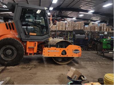 Gallery Thumbnail - Subcategory - Smooth Single Drum Rollers | image 1