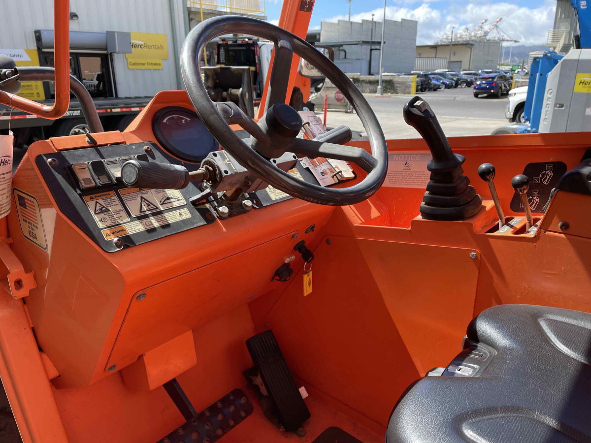 Subcategory - 10,000-10,999 Lb Telehandlers | image 3