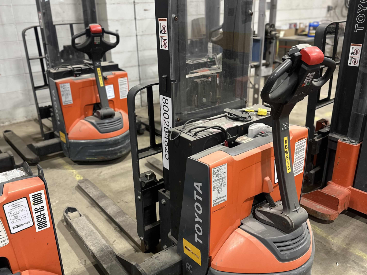 Subcategory - Walk-Behind Electric Stackers | image 4